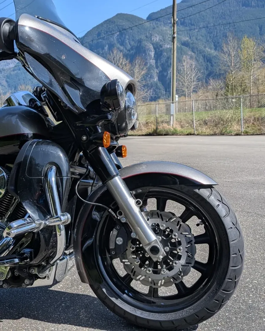 Harley-Davidson with an 18 x 5.5 inch Havoc Turbine fat front wheel
